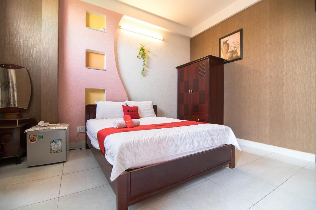 Reddoorz Plus Near Aeon Mall Tan Phu 2 Cidade de Ho Chi Minh Exterior foto