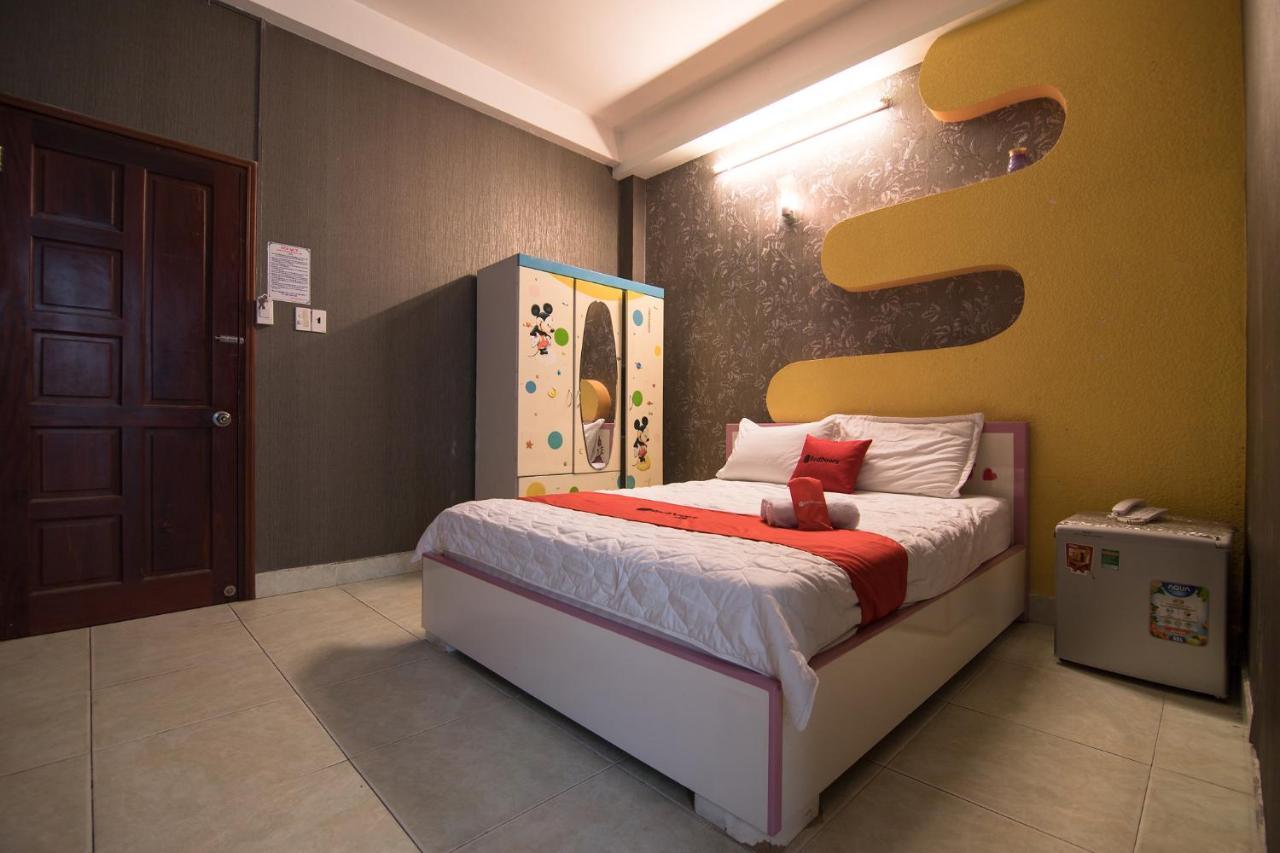 Reddoorz Plus Near Aeon Mall Tan Phu 2 Cidade de Ho Chi Minh Exterior foto