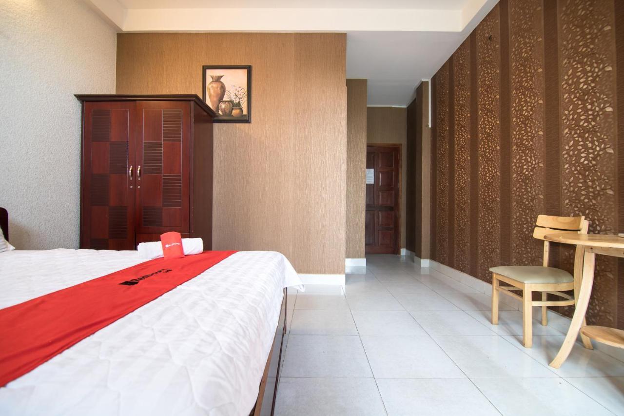 Reddoorz Plus Near Aeon Mall Tan Phu 2 Cidade de Ho Chi Minh Exterior foto